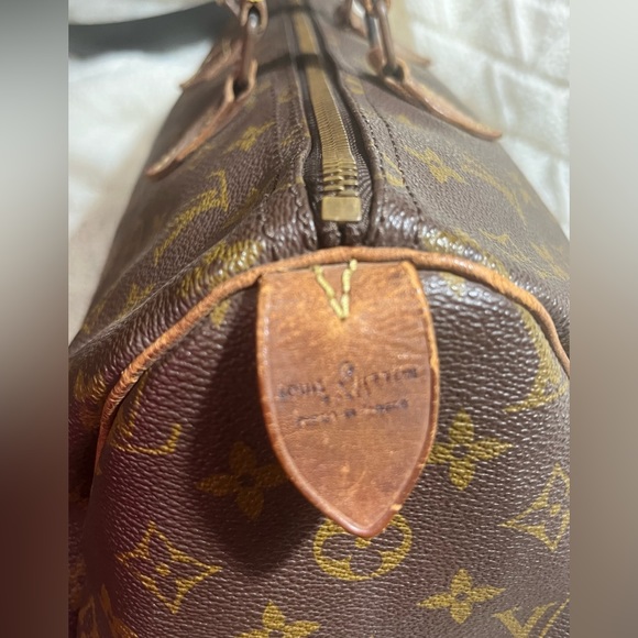 Louis Vuitton Monogram Speedy 35 - Picture 7 of 14